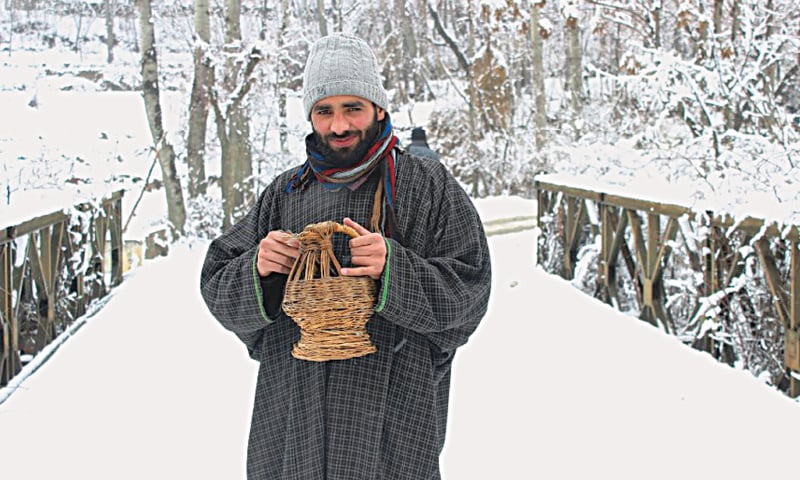 Kashmiri Kangri and its Cultural Importance - Swikriti's Blog
