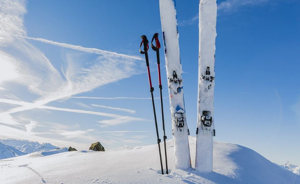 Gulmarg: Wonderful Skiing Destination - Swikriti's Blog