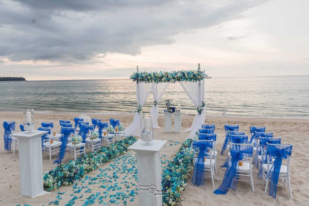 4 Tips and Tricks to Keep in Mind While Planning a Beach Wedding
