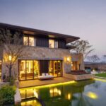 Going Green: The Pros and Cons of Solar Panel Installation