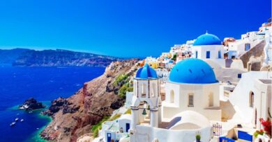 What You Should Know Before Traveling to Greece