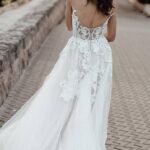 Finding the Perfect Wedding Dress: A Guide to Styles, Fabrics, and Fits