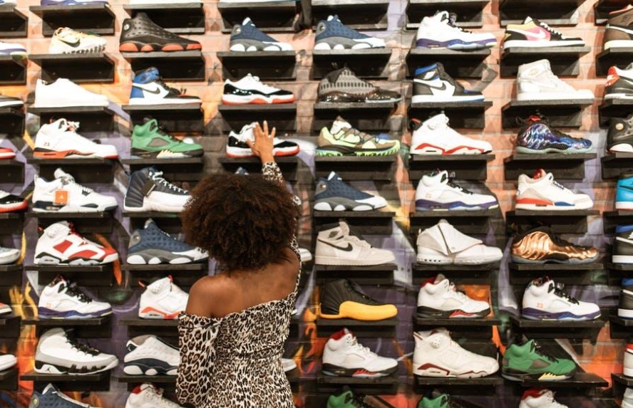 Breaking Down the Differences Between a Rubber Shoe and a Sneaker ...