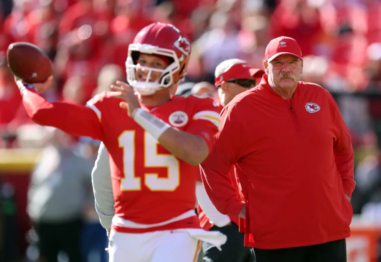 Chiefs Eliminated as Mahomes Tears ACL: Is the Dynasty Pausing or Ending?