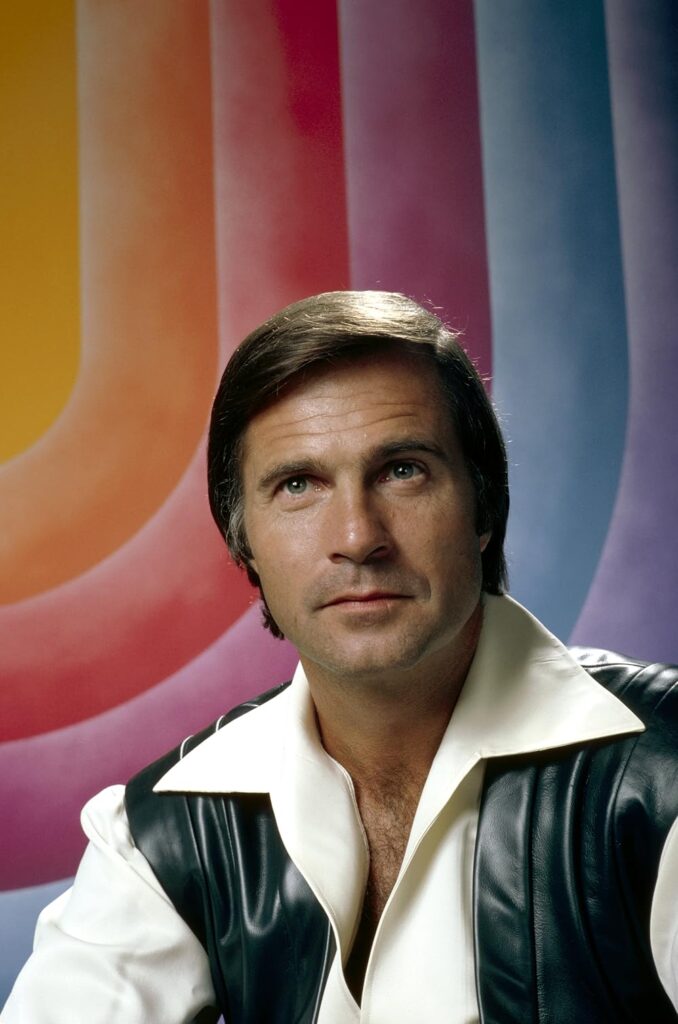 Gil Gerard Dies at 82: ‘Buck Rogers’ Star Remembered Across TV’s Sci-Fi Era