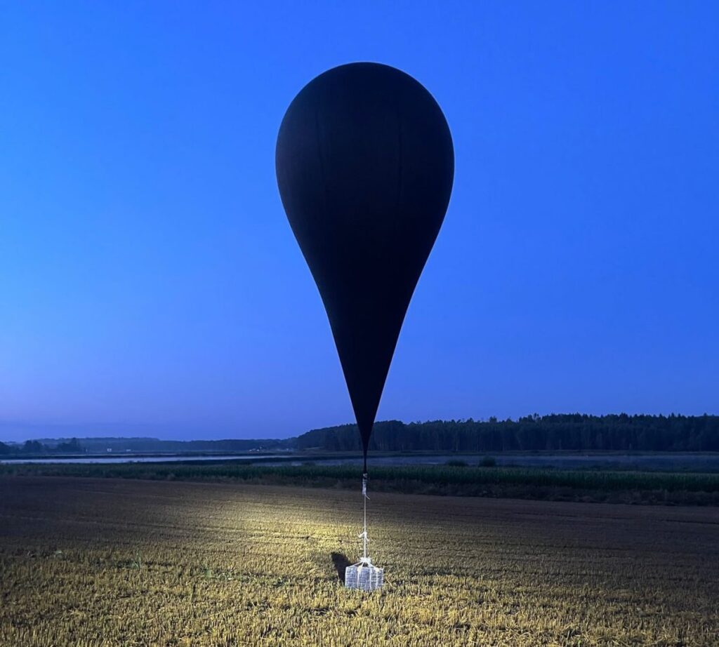 Lithuania Declares State of Emergency as Belarus Balloons Shut Down Airports