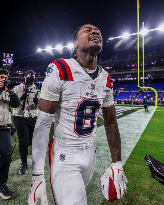 Did the Patriots Make the Playoffs After Beating the Ravens?