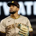 Braves Shock MLB by Stealing Closer Robert Suarez in $45M Deal — Mets Fans Furious