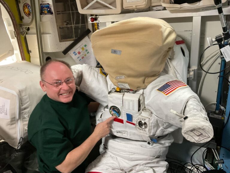 ISS Update: Why NASA Is Re-evaluating Crew-11 After a Medical Alert
