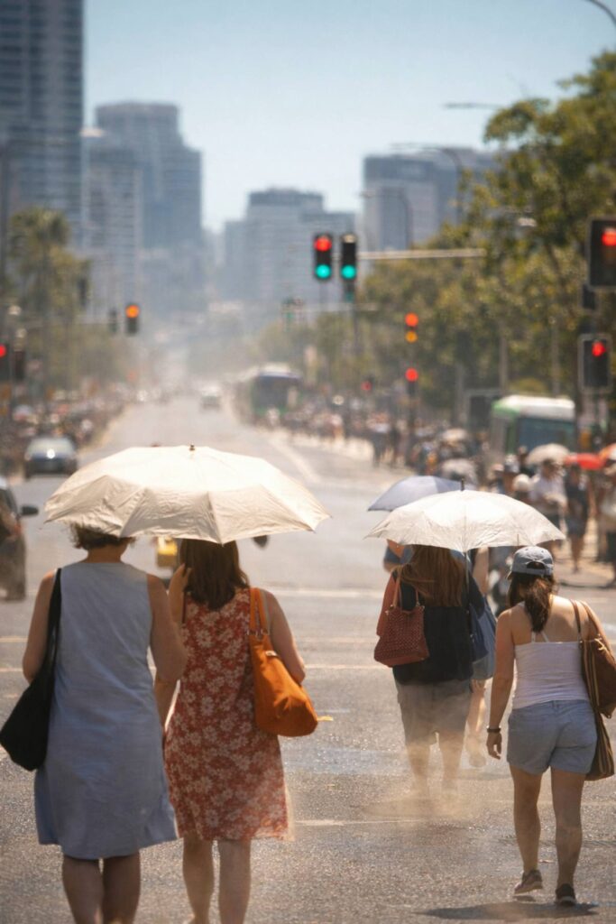 Australia Faces Dangerous Heatwave as Temperatures Soar and Fire Risk Escalates