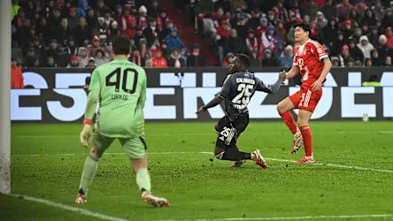 Bundesliga 23. Spieltag: Bayern schlägt Frankfurt, Aches Traumtor begeistert ganz Deutschland