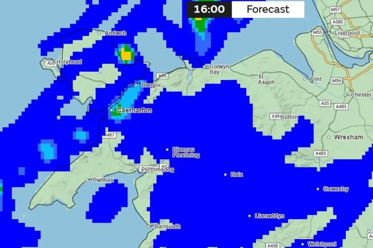 Easter Weekend Weather Forecast Turns Wild as Heavy Rain and Powerful Winds Hit UK