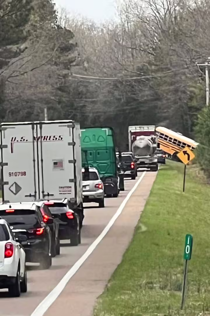 2 Students Dead, Several Airlifted After Shocking Tennessee School Bus Crash on Highway 70