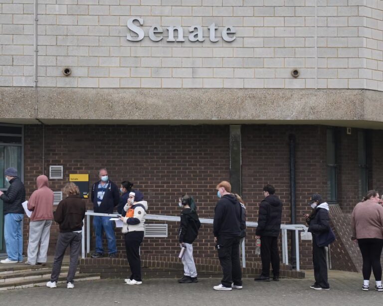 UK Investigates Kent Meningitis Outbreak as Cases Hit 20, 2 Dead