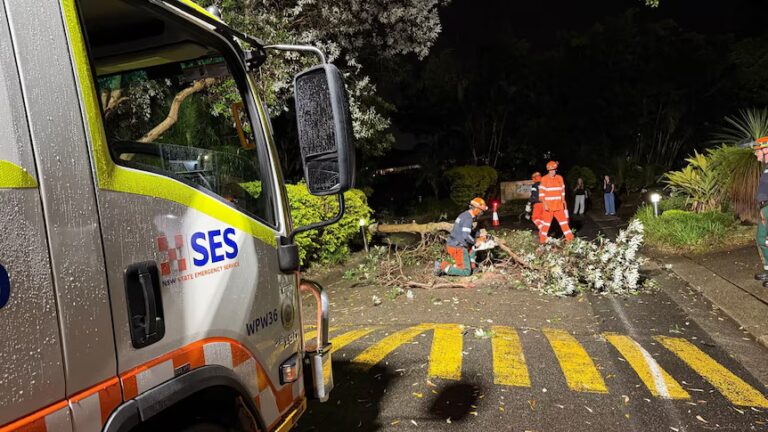 Sydney Storm Chaos: 11,000 Power Outages, 400+ Emergency Calls as Severe Weather Hits