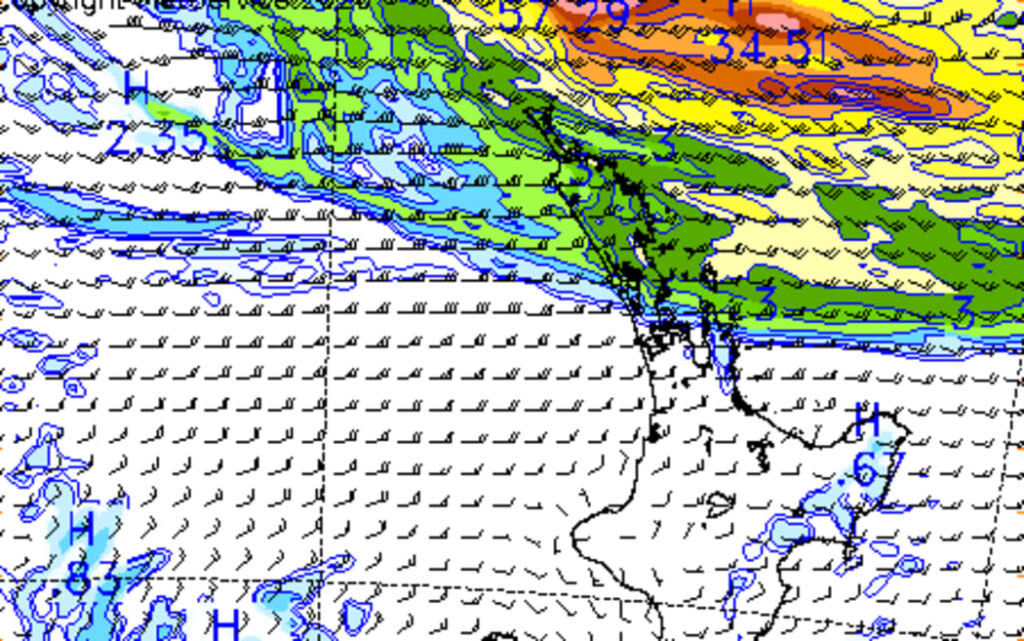 Auckland Weather Alert: Tropical Low to Bring Strong Winds and Heavy Rain to New Zealand