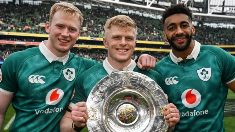 Ireland Crush Scotland 43-21 With Six-Try Show to Seal Triple Crown in Six Nations Clash