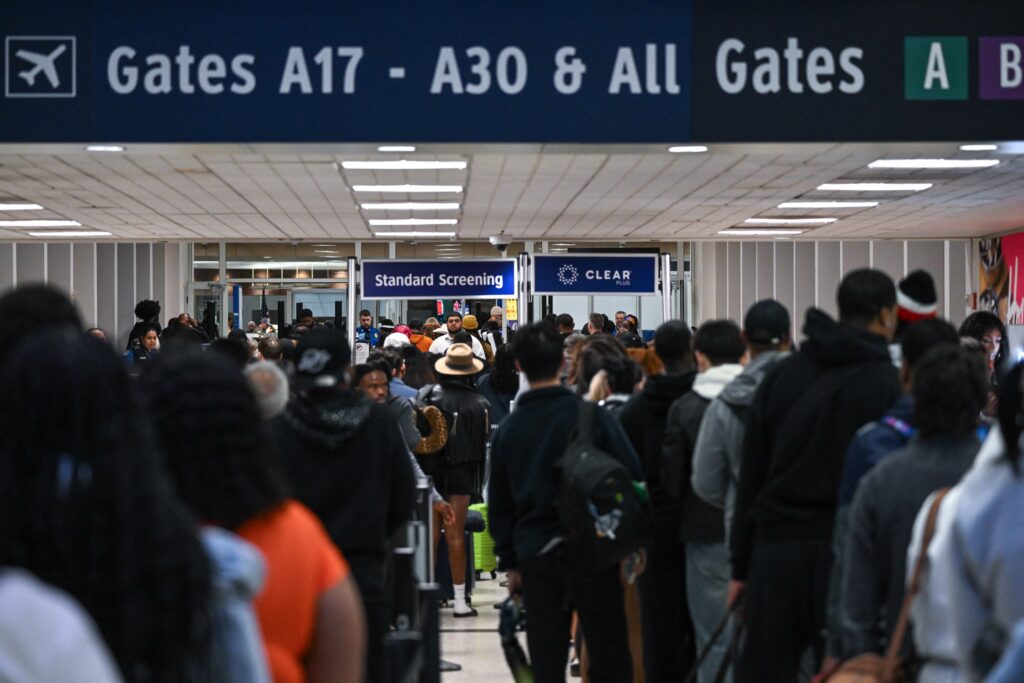 US Government Shutdown Causes Airport Delays Due to TSA Staffing Shortages, Wait Times Hit 2 Hours
