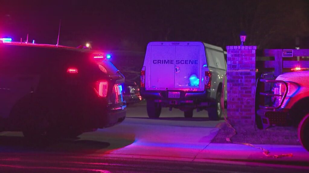 1 Dead in North Austin Shooting; Homicide Investigation Underway Near Braker Lane