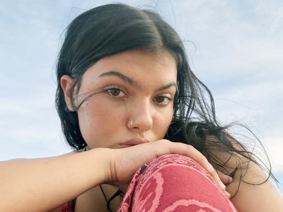 Canadian Tourist Piper James, 19, Drowned After Dingo Attack on Australia’s K’gari Island, Coroner Confirms