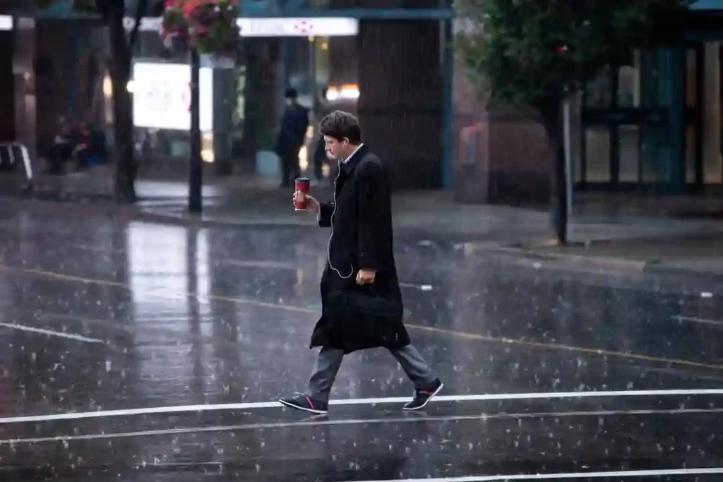 B.C. Storm Alert: 130 mm Rain Triggers Flood Watch, Evacuations Ordered as Atmospheric River Peaks