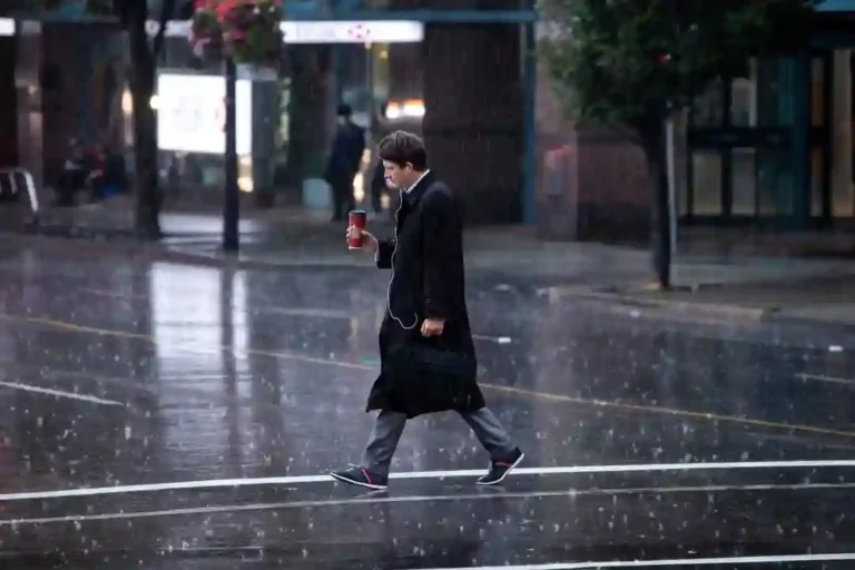 B.C. Storm Alert: 130 mm Rain Triggers Flood Watch, Evacuations Ordered as Atmospheric River Peaks