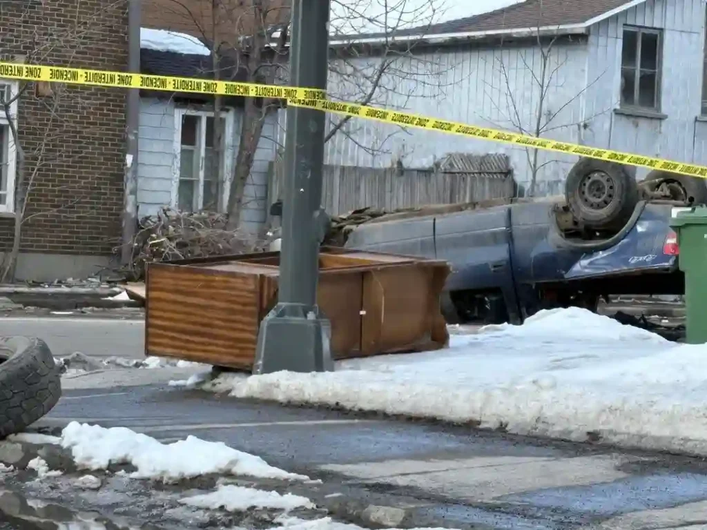 62-Year-Old Dies After Crash Involving Multiple Vehicles in Quebec City, 3 Injured
