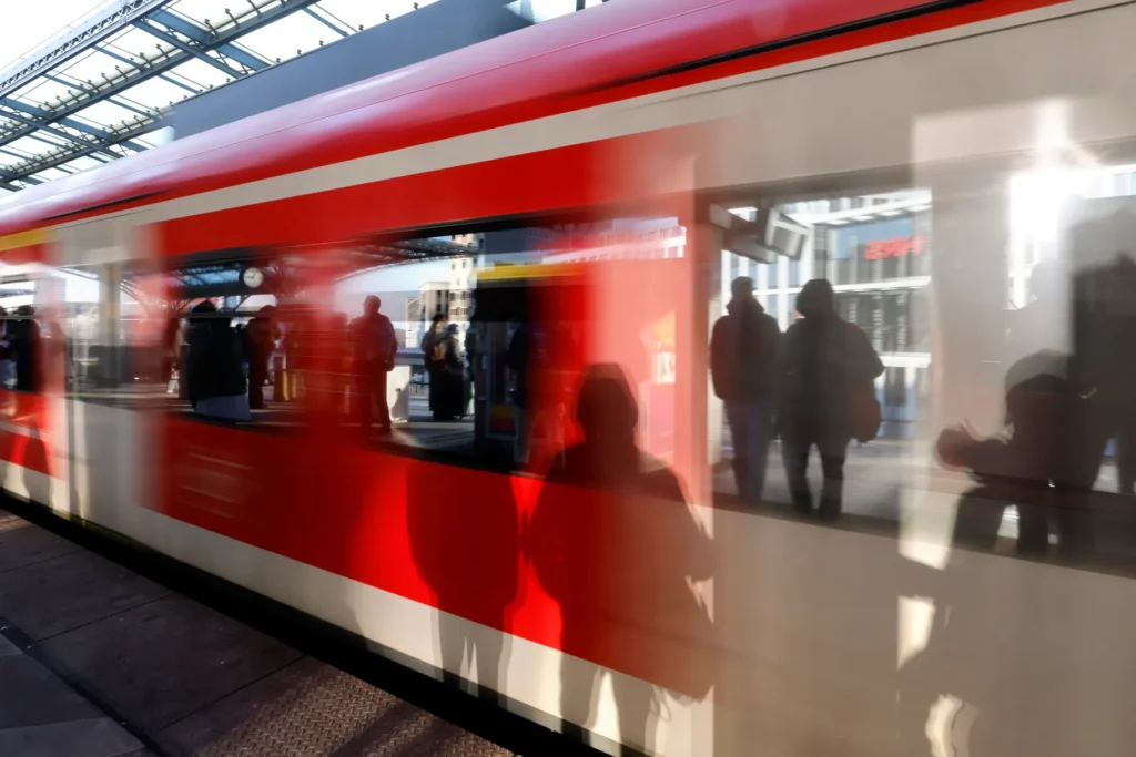 Deutschlandticket bei €63: Neue Preisformel bringt automatische Erhöhungen