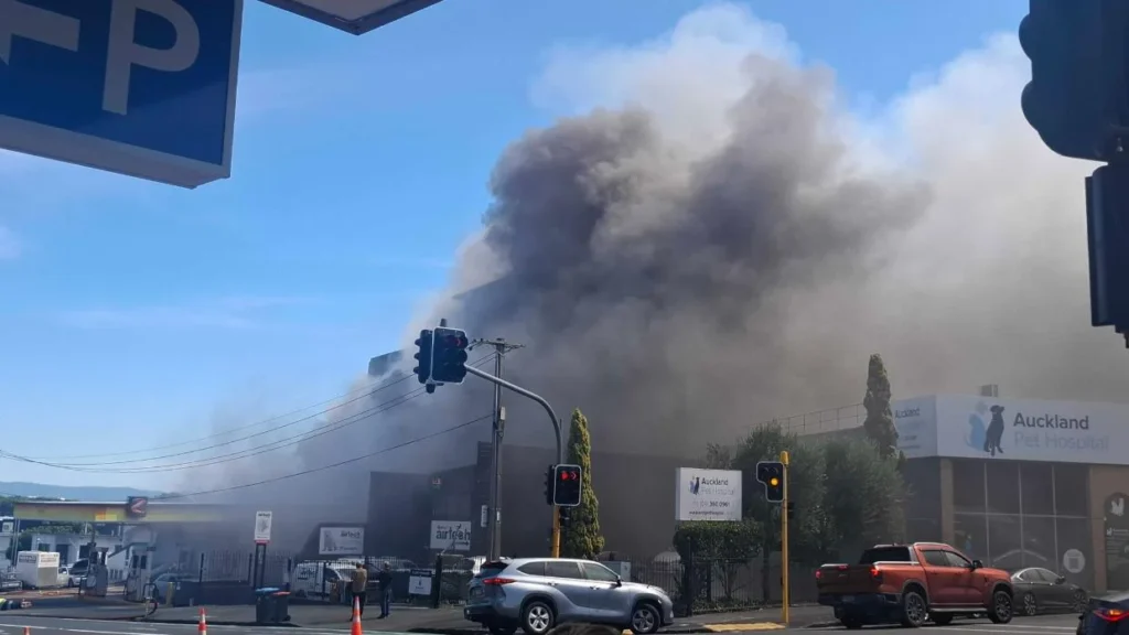 Ponsonby Fire Near Petrol Station Sparks Evacuations, Road Closures, Thick Smoke Across Auckland