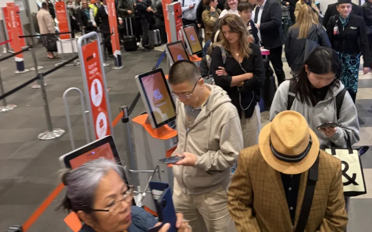Auckland Airport Hit by Major Delays as Security Breach Triggers Hour-Long Queues