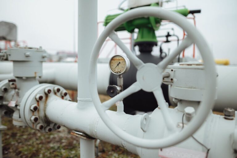 Explosiver Fund nahe Gaspipeline erschüttert Ungarn-Wahlkampf vor entscheidender Abstimmung