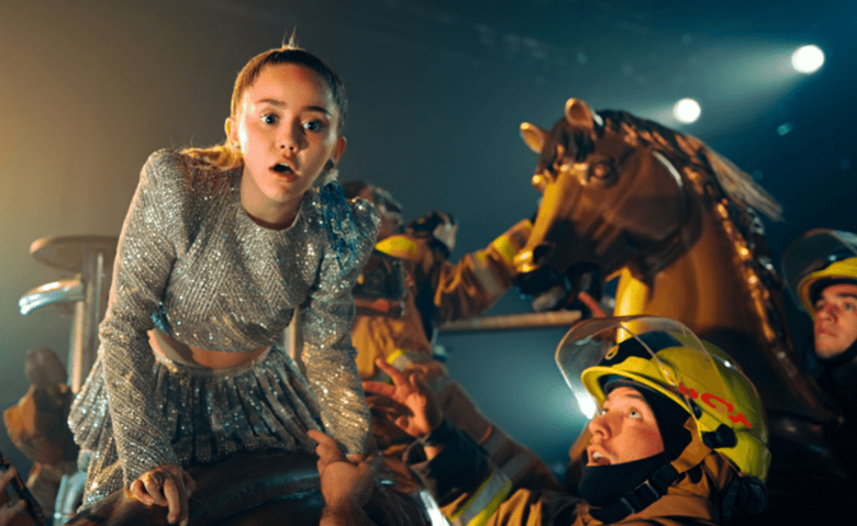 Noah Cyrus in 9-1-1: Nashville Finale — Episode Date, Time, Cast & Streaming Details