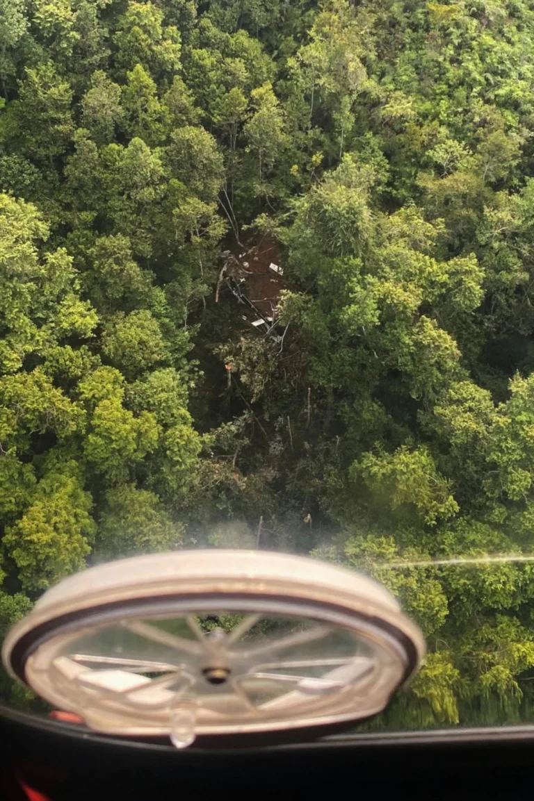Indonesia Helicopter Crash Kills 8 Just Minutes After Takeoff in Borneo