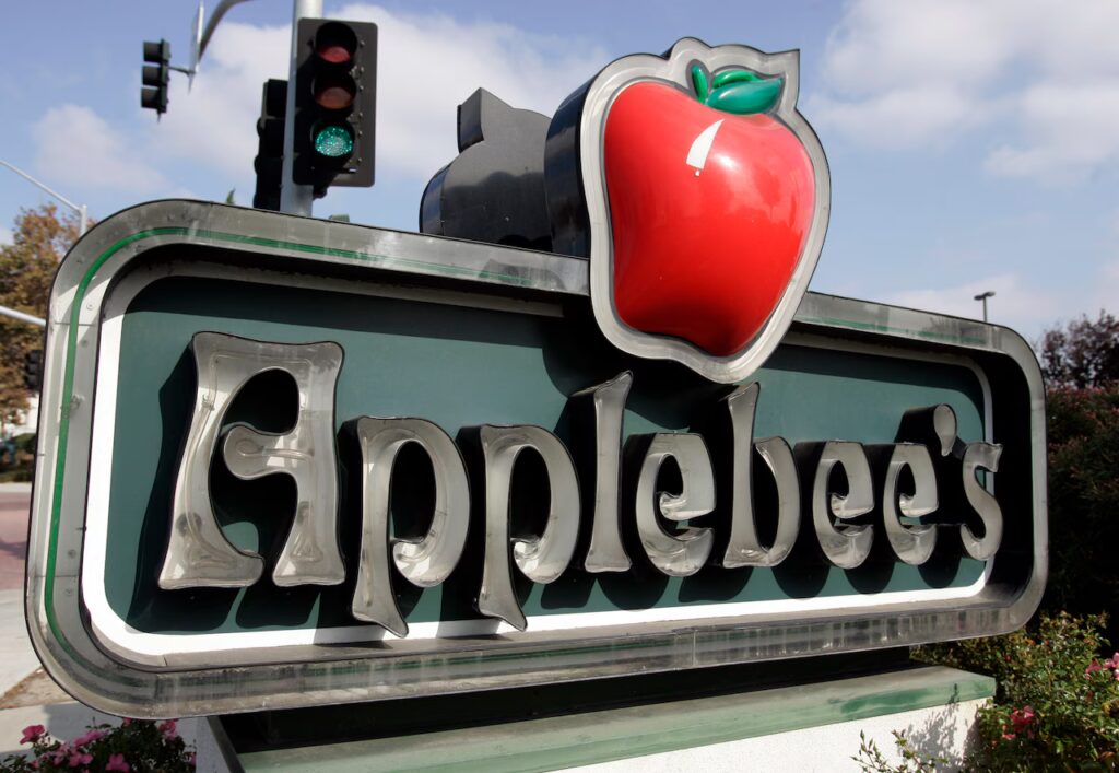 Applebee’s Closures Rise 20% as Franchise Bankruptcy Puts 50+ Locations at Risk