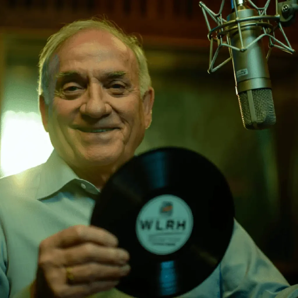 Bob Labbe Wins ‘Radio Personality of the Year’ After 53-Year Career at WLRH
