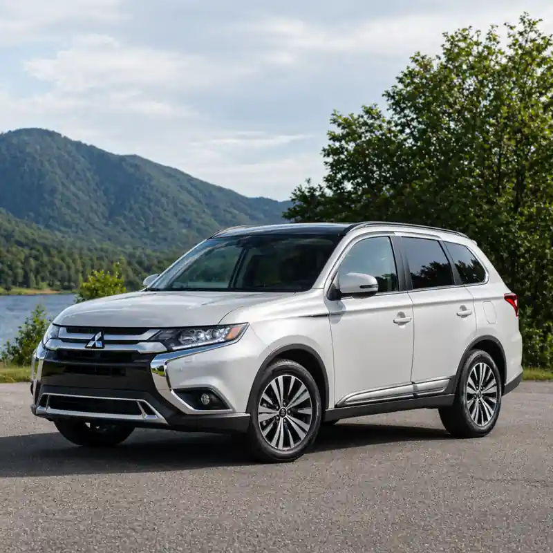 Mitsubishi Outlander Recall: 108,046 SUVs Affected by Liftgate Defect, Injury Risk Reported