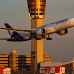 Alaska Air Forces Hawaiian Pilots to Shave Beards After Merger, Sparks Safety Debate