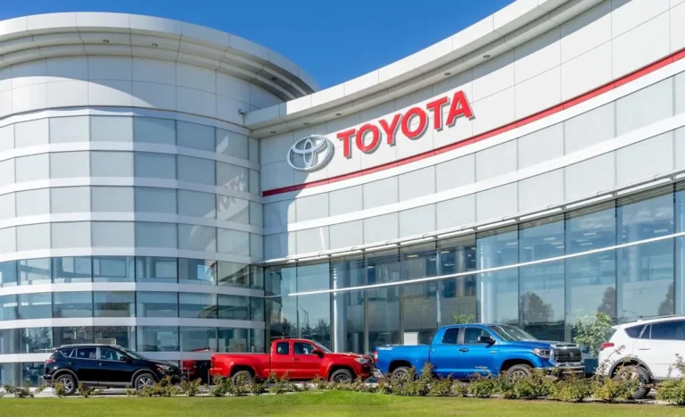 Toyota bZ7 EV Gets 3,100 Orders in First Hour at $21K Price in China