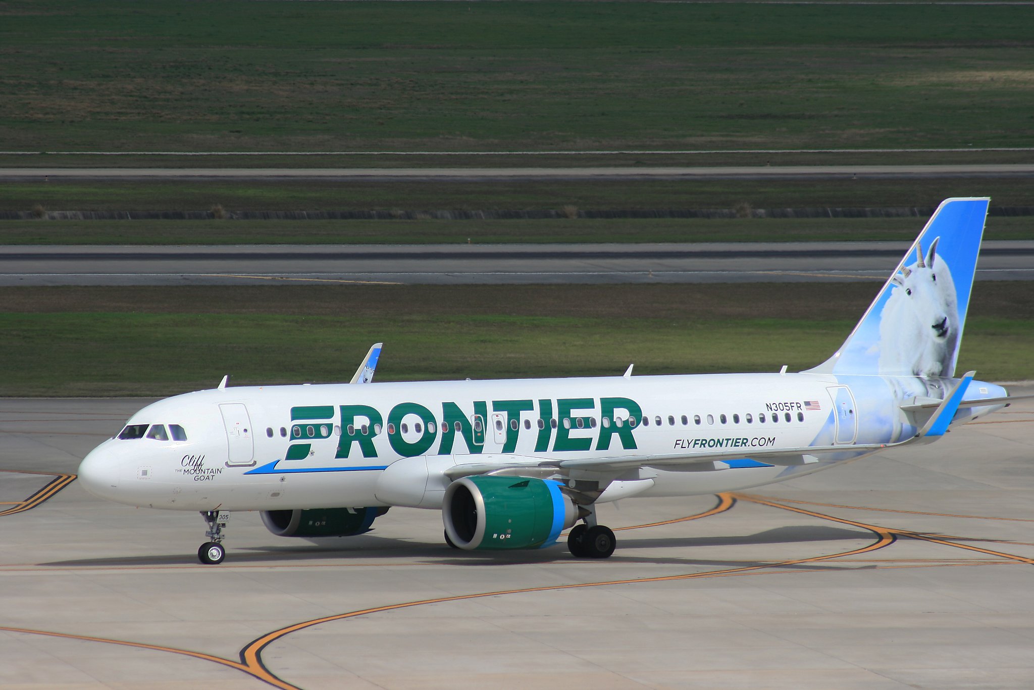 Frontier Flight 4753 Denver and Flight 2532 Dallas Cancelled on April 13, 2026