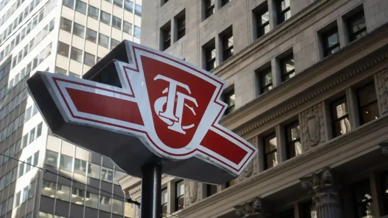 TTC Line 2 and Line 4 Service Resumes After 30-Minute Subway Shutdown in Toronto