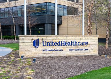 UNH Stock Gains 2.85% as Medicare Advantage Boost and Analyst Upgrades Lift Sentiment