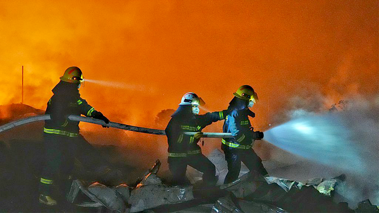 China Fireworks Factory Explosion Kills 21, Injures 61 in Hunan