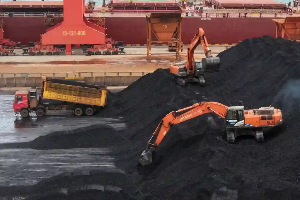 China Coal Mine Blast Death Toll Surges to 82 as Toxic Gas Hampers Rescue Efforts