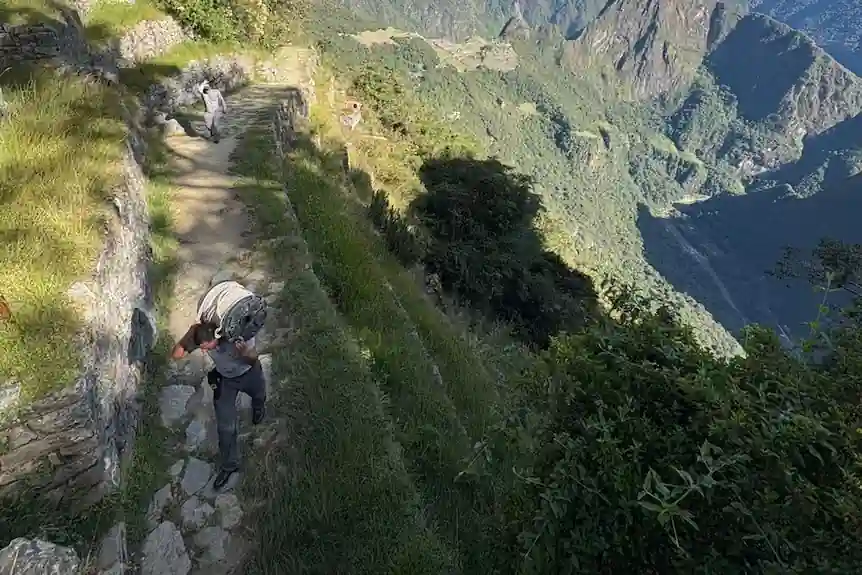Australian Police Sergeant Dies After 400m Fall on Machu Picchu Trail in Peru