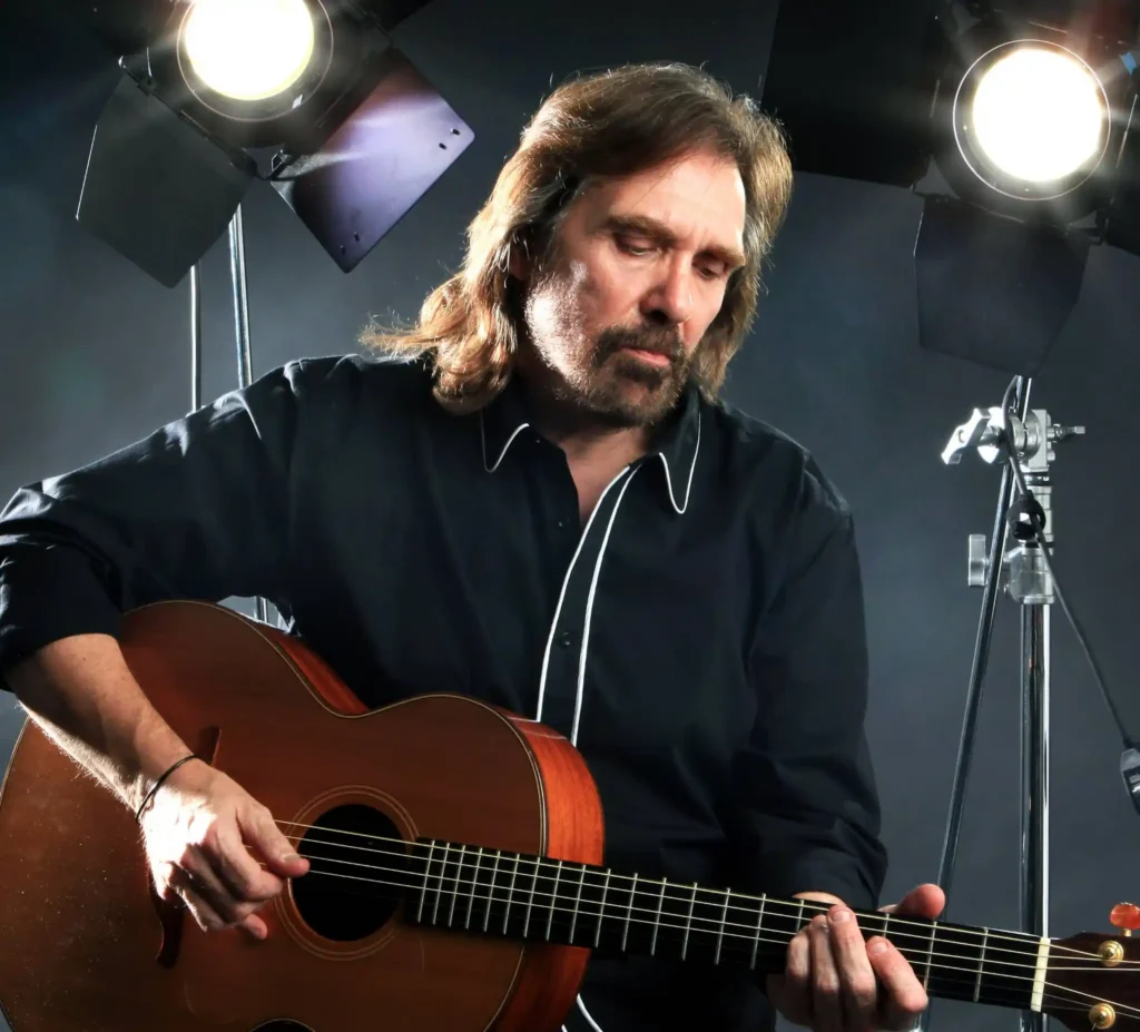 Dennis Locorriere Tribute: The Dr. Hook Voice Behind âSylviaâs Motherâ and 1970s Soft-Rock Gold