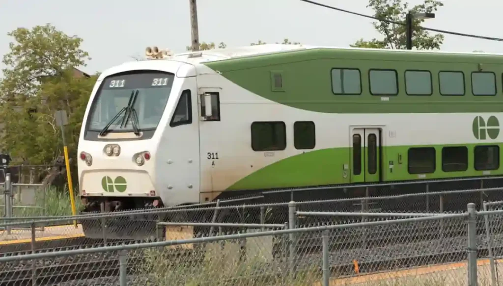 GO Transit Faces Rare 150-KM Weekend Shutdown Across Toronto Area