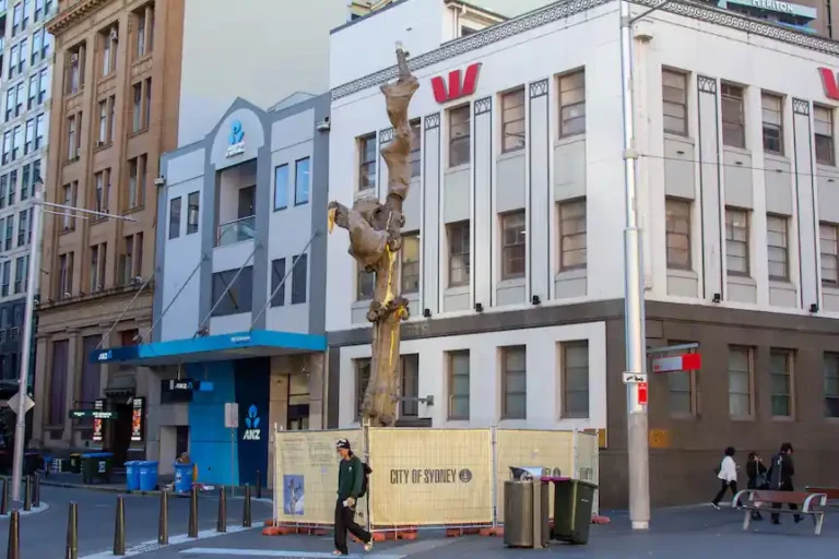 Sydney Chinatown’s Golden Water Mouth Sculpture Faces Removal Amid Heritage Concerns