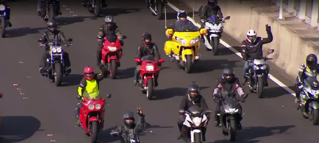Hundreds of Motorcyclists Cross Auckland Harbour Bridge in Protest Over ACC Levy Hikes