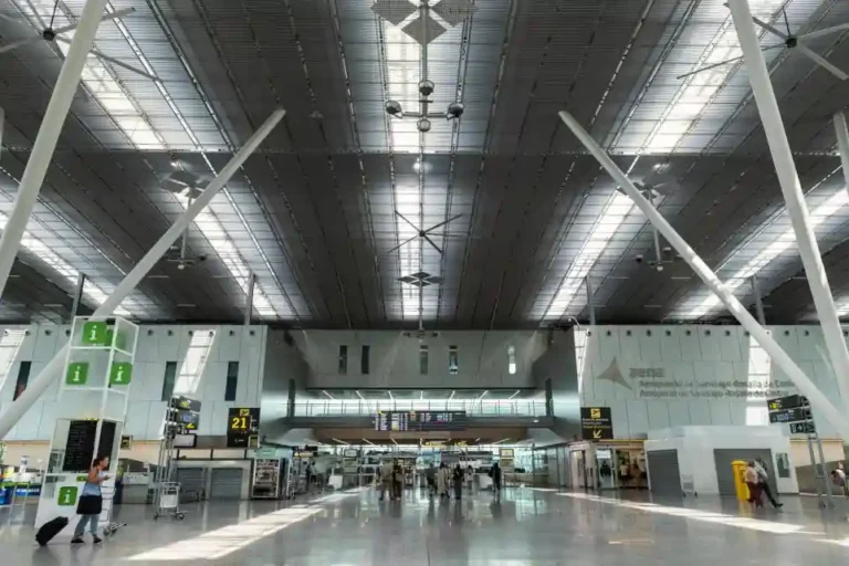 Spain Airport Shutdown Until May 27 Cancels Ryanair and British Airways Flights