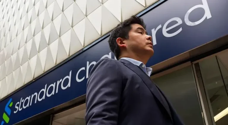Standard Chartered to Cut 7,800 Jobs by 2030 as AI Push Reshapes Banking